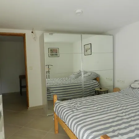 Apartment Aqui Siem Ben Sète